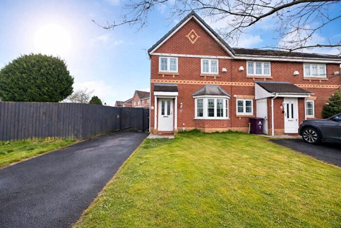 3 Bedroom Semi-Detached House For Sale In Hobart Drive, Shevington Park, L33