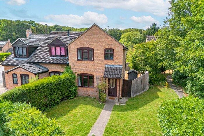 3 Bedroom Semi-Detached House For Sale In Dines Way, Hermitage, Thatcham, Berkshire, RG18