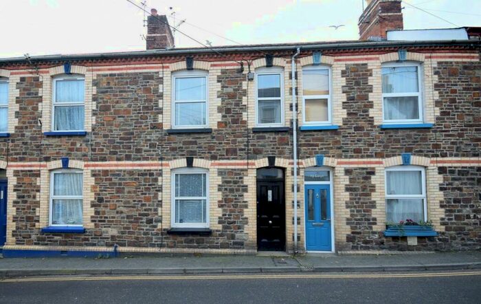 3 Bedroom House To Rent In Myrtle Street, Appledore, Bideford, EX39