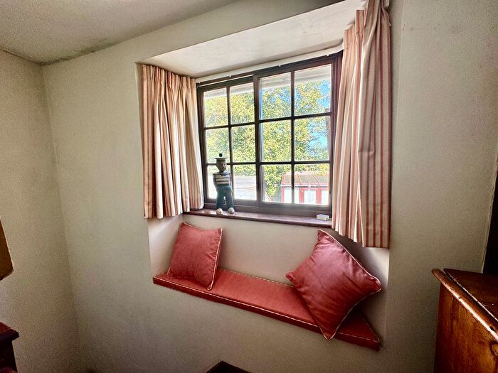 1 Bedroom Terraced House For Sale In New Row, Bideford, EX39