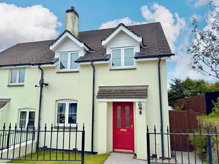3 Bedroom Semi-Detached House For Sale In Beechwood Drive, Camelford, PL32