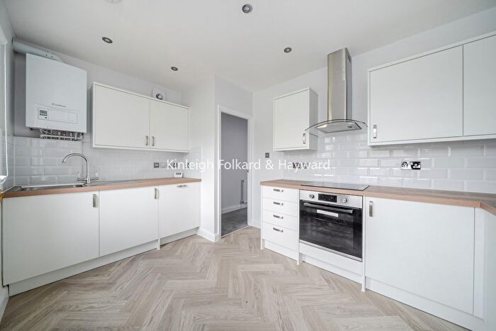 2 Bedroom Semi Detached House To Rent In Yorkland Avenue, Welling, DA16