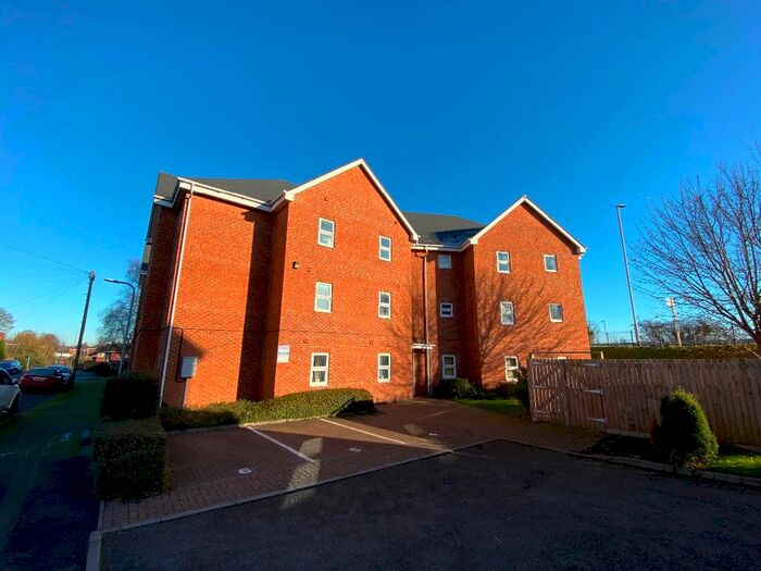 2 Bedroom Flat To Rent In The Junction, Station Terrace, Hucknall, Nottingham, NG15