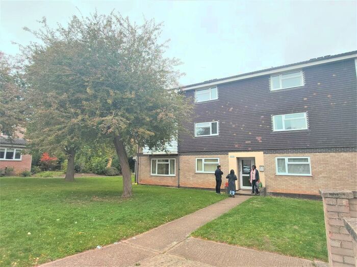 2 Bedroom Flat To Rent In Banks Walk, Bury St. Edmunds, IP33