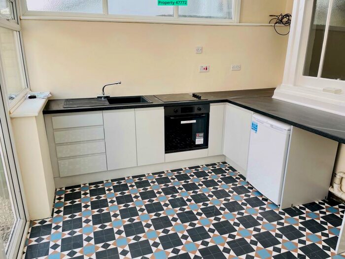 Studio To Rent In Flat, Davigdor Road, Hove, BN3