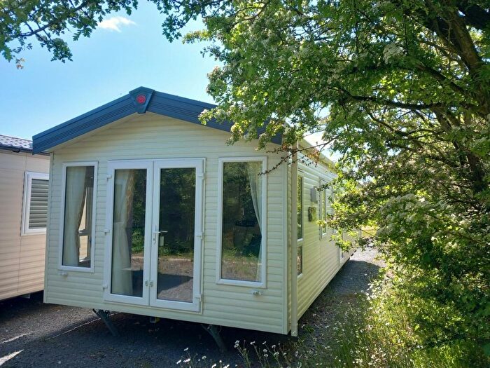 2 Bedroom Property For Sale In Steel Green, Millom, LA18