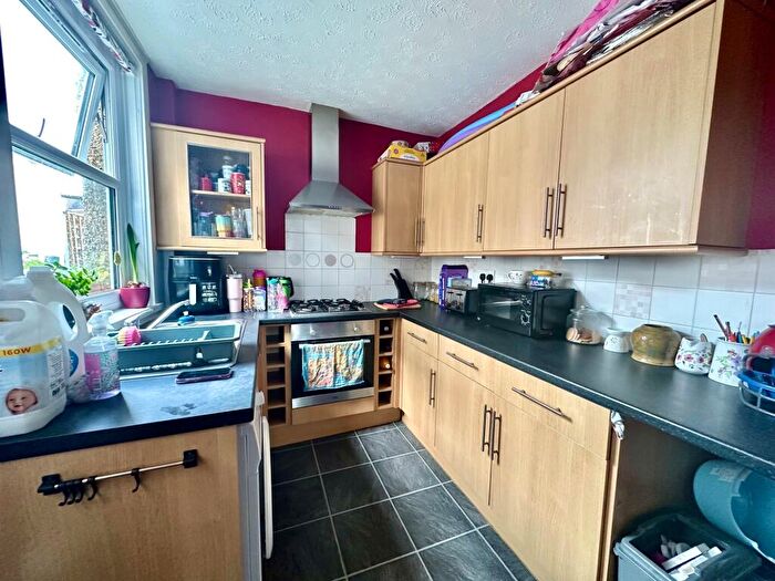 2 Bedroom House To Rent In Coronado Road, Gosport, PO12