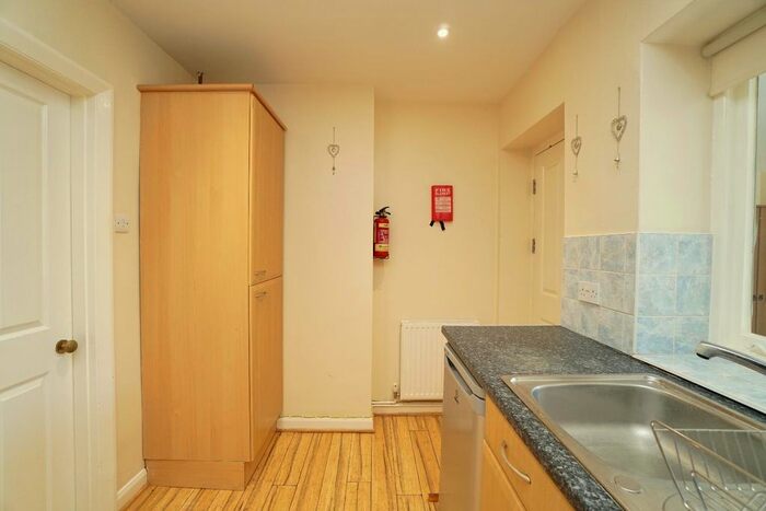 1 Bedroom Flat To Rent In Apartment Ivon House, Long Street, Easingwold, YO61