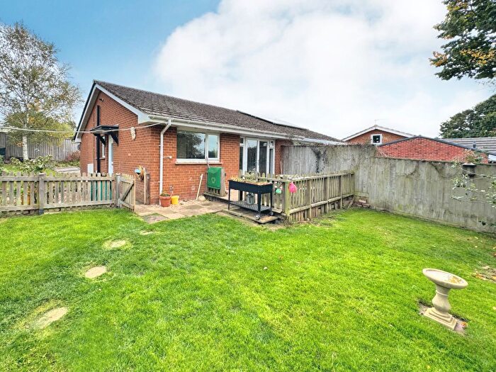 2 Bedroom Bungalow For Sale In Mountain Close, Exmouth, EX8