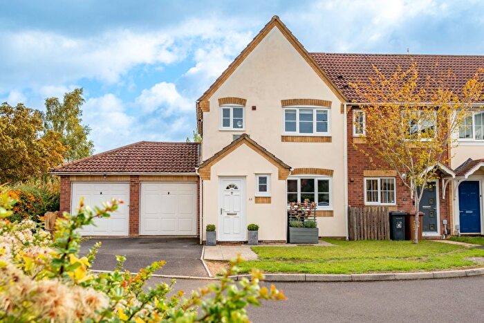 3 Bedroom End Terrace House For Sale In Celtic Drive, Andover, SP10