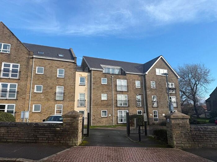 2 Bedroom Apartment To Rent In Regent Court, Albert Promenade, Halifax, West Yorkshire, HX3