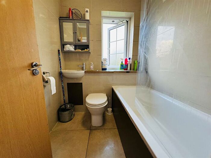 3 Bedroom End Of Terrace House For Sale In Orange Hill Road, Burnt Oak, HA8