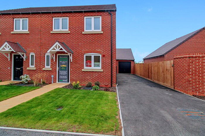 3 Bedroom Semi-Detached House For Sale In Oak Grove, Cambridge Road, Dunton, Biggleswade, SG18