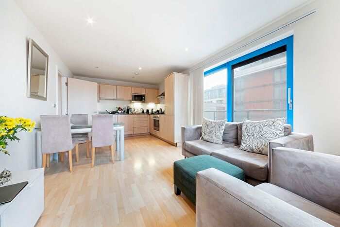 2 Bedroom Flat To Rent In Westgate Apartments, Western Gateway, Royal Victoria, London, E16