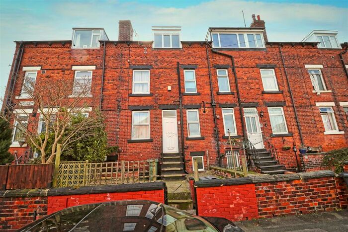 2 Bedroom Property To Rent In Christ Church Parade, Armley, Leeds, LS12