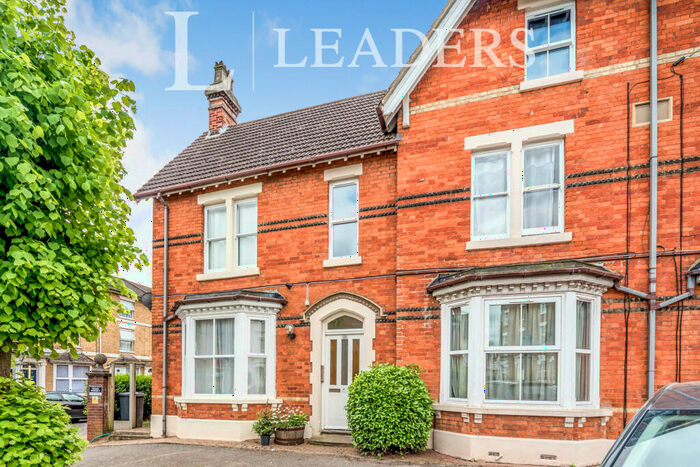 1 Bedroom Flat To Rent In Adelaide Square, Bedford, MK40