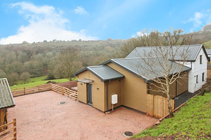 4 Bedroom Detached House For Sale In Holcombe Down Road, Teignmouth, TQ14