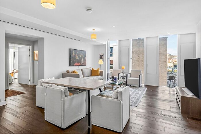 3 Bedroom Flat To Rent In Union Street, London, SE1