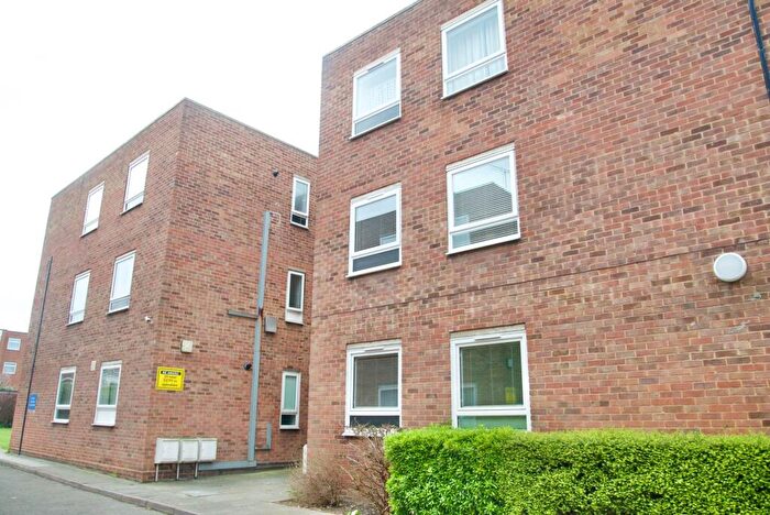 1 Bedroom Apartment For Sale In Tolcairn Court, Lessness Park, DA17