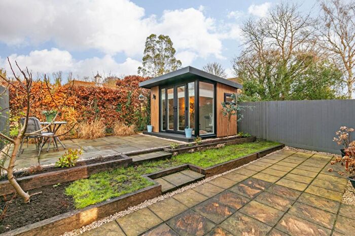 2 Bedroom Semi-Detached House For Sale In Chillandham Lane, Itchen Abbas, SO21