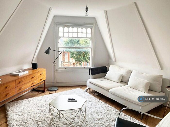 2 Bedroom Flat To Rent In Sotheby Road, London, N5