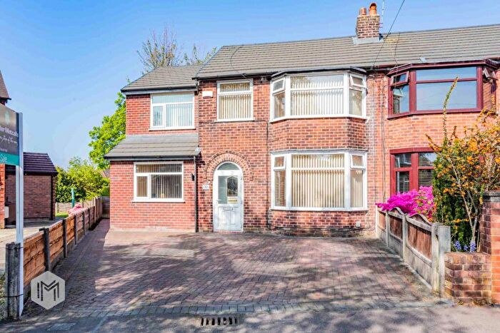 4 Bedroom Semi-Detached House For Sale In St. Marks Crescent, Worsley, Manchester, M28