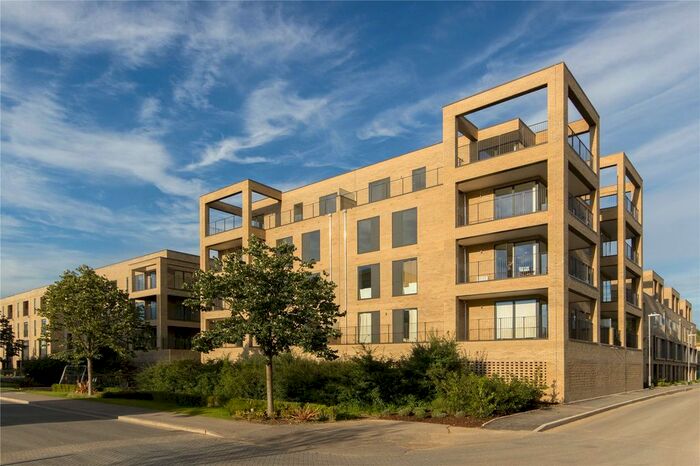 2 Bedroom Flat To Rent In Seekings Close, Trumpington, Cambridge, CB2
