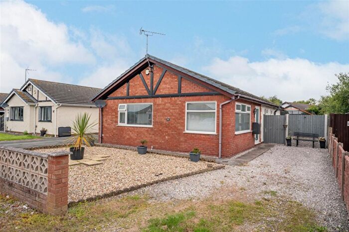 4 Bedroom Detached Bungalow For Sale In Towyn Way West, Towyn, LL22