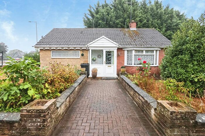 2 Bedroom Detached Bungalow For Sale In The Glade, Birmingham, B26