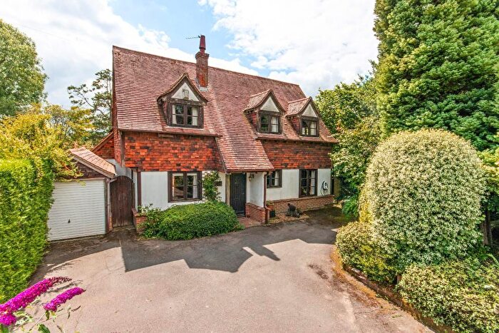 4 Bedroom Detached House For Sale In Iden Green Road, Iden Green, Kent, TN17