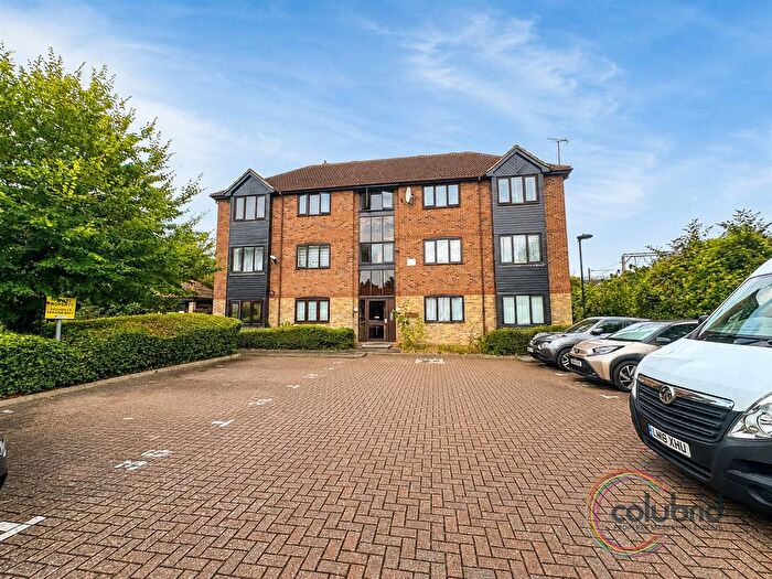 1 Bedroom Flat For Sale In Wharf Road, Grays, RM17