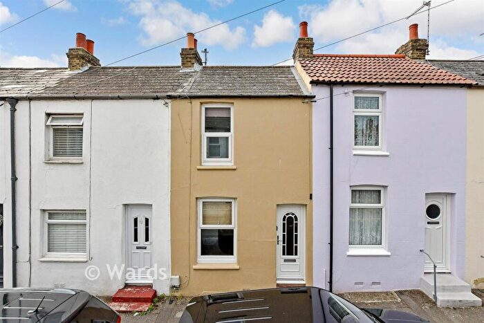 2 Bedroom Terraced House For Sale In Speke Road, Broadstairs, Kent, CT10