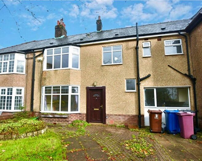 3 Bedroom Terraced House For Sale In Buncer Lane, Blackburn, Lancashire, BB2