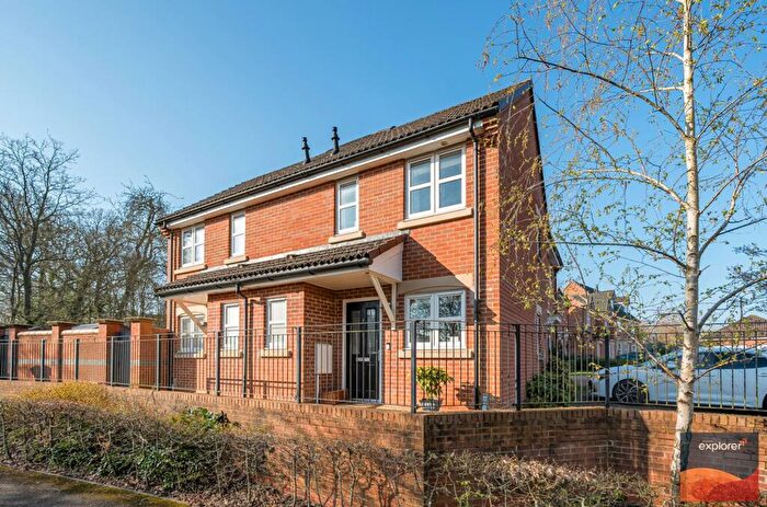 1 Bedroom Semi Detached House For Sale In Binfields Farm Lane, Chineham, RG24