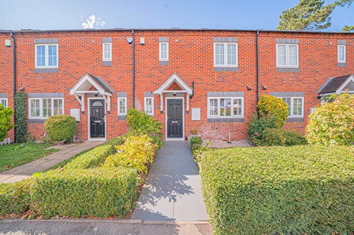 4 Bedroom Terraced House For Sale In Tilehouse Green Lane, Knowle, B93