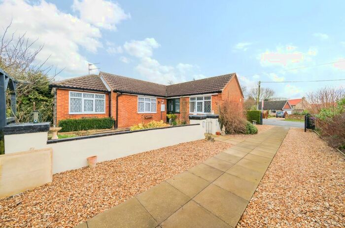 2 Bedroom Detached Bungalow For Sale In Hough Road, Frieston, Grantham, NG32