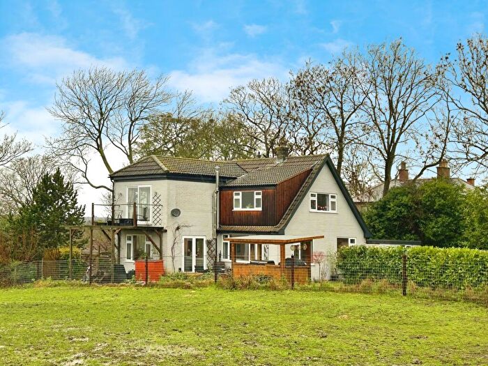 4 Bedroom Detached House For Sale In High Street, Ropsley, Grantham, NG33