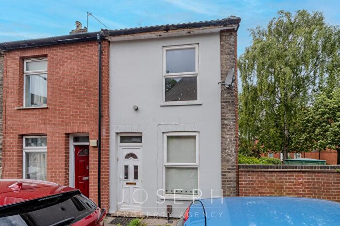 2 Bedroom End Of Terrace House To Rent In Emlen Street, Ipswich, IP1