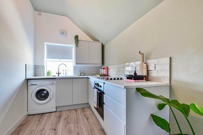 1 Bedroom Apartment To Rent In Barton Road, Stretford, Manchester, Greater Manchester, M32