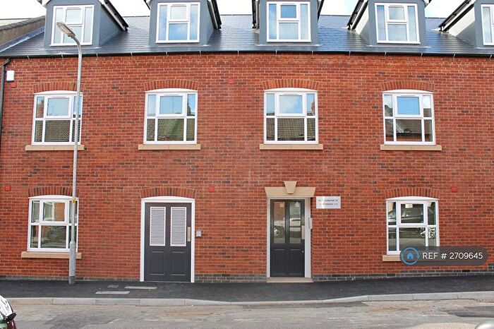 1 Bedroom Flat To Rent In Dunster Street, Northampton, NN1