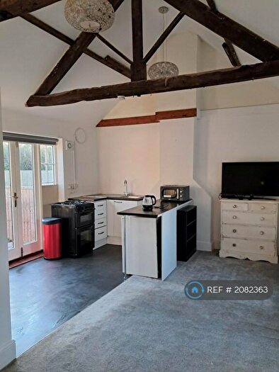 Studio To Rent In Creykes Sidings, Rawcliffe Bridge, Goole, DN14