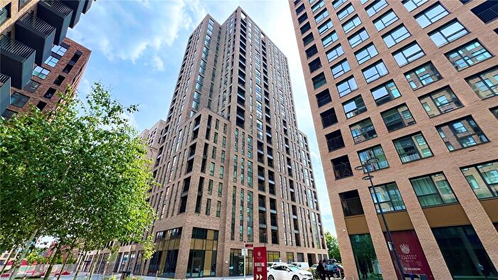 2 Bedroom Flat To Rent In Diascia House, NW9