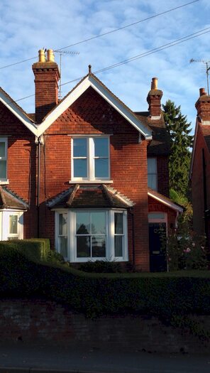 3 Bedroom Semi-Detached House To Rent In Upper Hale Road, Farnham, Surrey, GU9