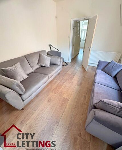 7 Bedroom Terraced House To Rent In Rothesay Avenue, Lenton, NG7