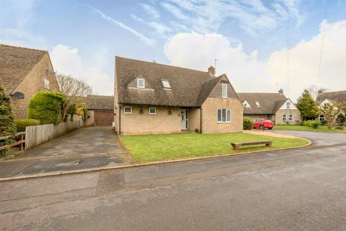4 Bedroom Detached House For Sale In Wootton End, Stonesfield, Witney, OX29