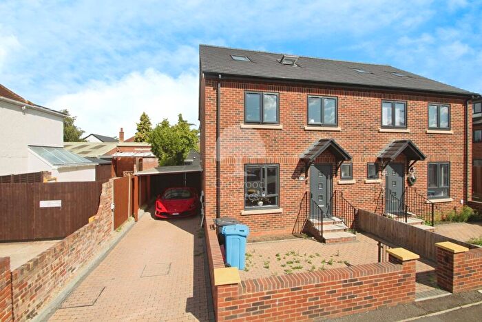 4 Bedroom Semi Detached House To Rent In Victoria Road, Eton Wick, SL4