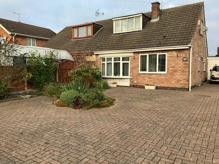 2 Bedroom Bungalow To Rent In Gwendoline Drive, Countesthorpe, Leicester LE8