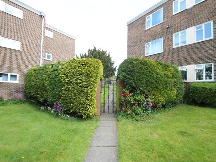 1 Bedroom Flat To Rent In Southlands Grove, Bickley, BR1