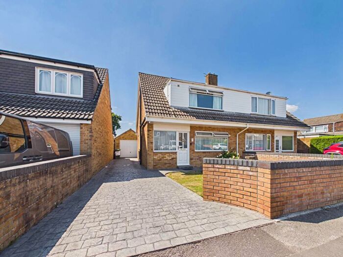 3 Bedroom Semi-Detached House For Sale In Standish Avenue, Stoke Lodge, Bristol, South Gloucestershire, BS34