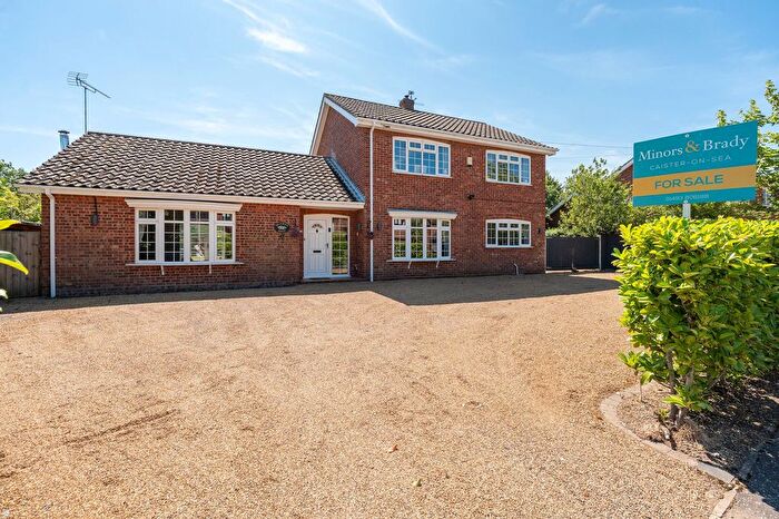 5 Bedroom Detached House For Sale In Orchard Drive, Potter Heigham, NR29
